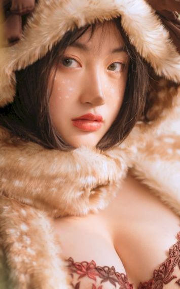 日韩美女午色按摩在线_超清免费播放