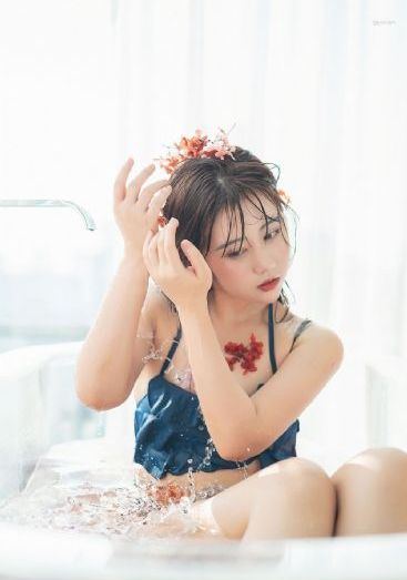 日本夜总会裸体舞002_BD国语在线观看视频