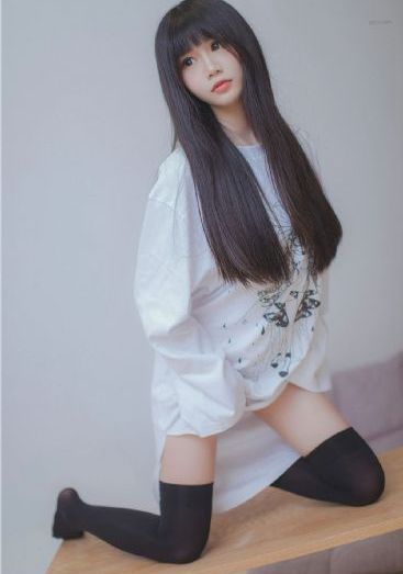 女自慰喷潮免费观看www久久_720完整版观看