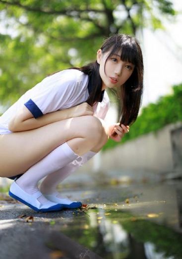 97超级在线人妻_高清完整视频